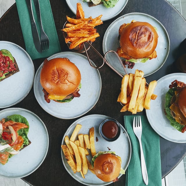 Black Angus Burger.