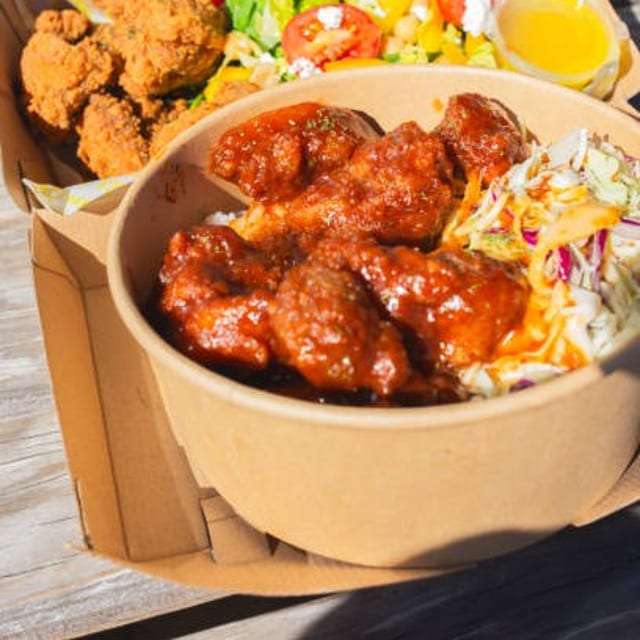Korean Chicken Wing Combo.
